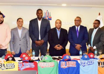 equipos rueda de prensa torneo 11-12