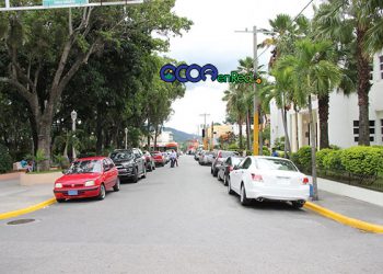 calle-16-agsoto-con-ayuntamiento