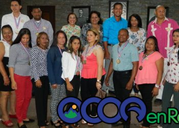 Ministerio de Educación reconoce docentes, directores y técnicos ocoeños
