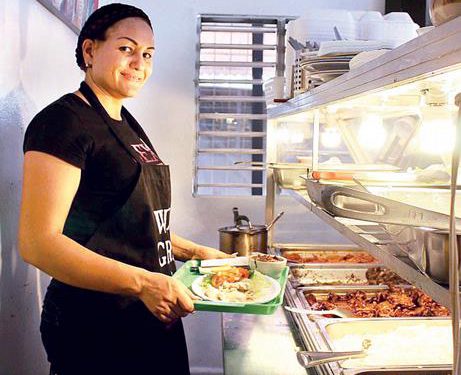 clara-salio-a-camino-con-una-cafeteria