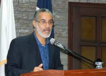 Principios y Valores presenta conferencia en Palacio Municipal Ocoa