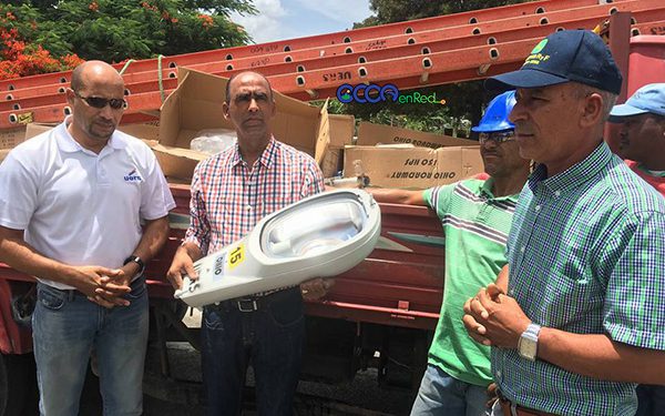 Entrega-lamparas-Sabana-ALrga