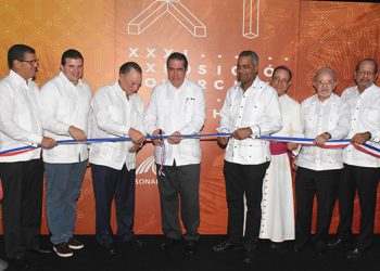 MinistroTurismo Bavaro