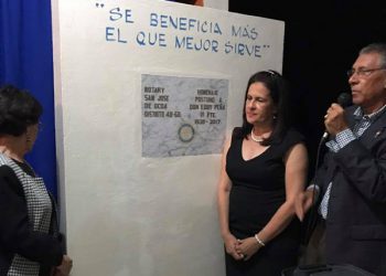 Reconocimineto-Eddy-Pena-Club-Roatio