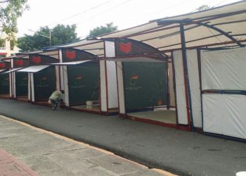 Escenario-Feria-Regional-del-Libro-Azua-2017.-1024x550