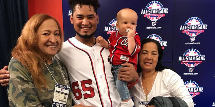 raudy-read Y SU FAMILIA