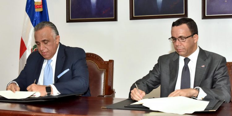 Luisi Mejia y Andres Navarro