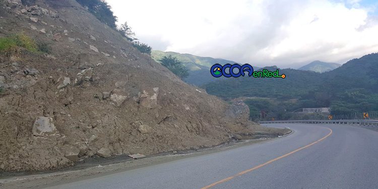 Tramo-deslizamiento-tiera-Ocoa-Cruce-de-Ocoa