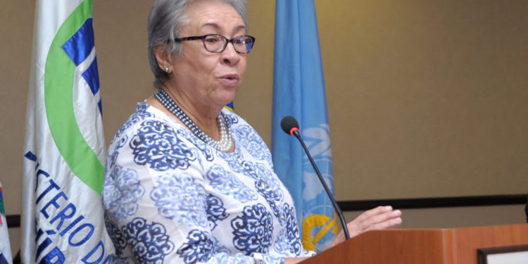 Altagracia-Guzman-Marcelino ministra salud