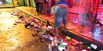 Bebidas botella ssuelo
