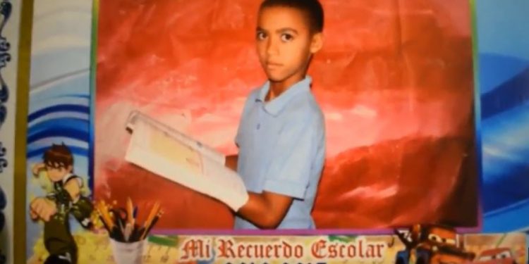 menorgorpeadoconleche