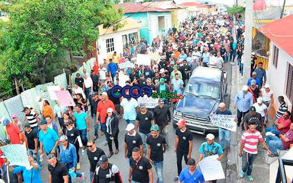 Caminata agricultores Ocoa La Horma
