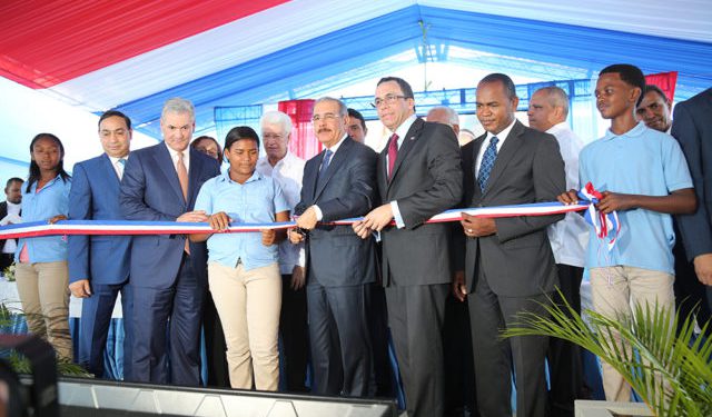 Daninlo escuela en Bani