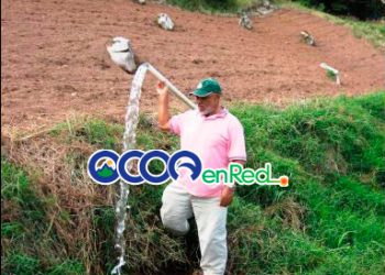 agricultor HORMA AGUA