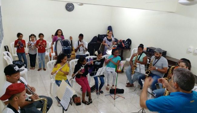 estudiantes bellas artes 650x488