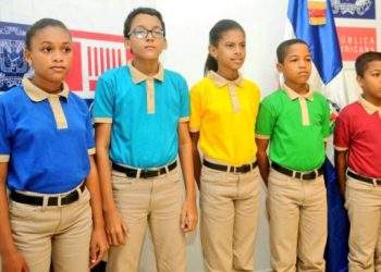 Uniformes nuevos Educacion