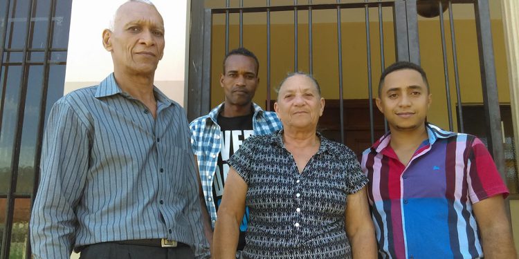 Familiares de Hansel Hernandez