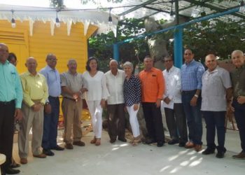 nuevos iembros Ocoa de pie