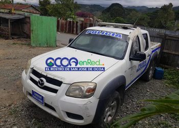 camioneta Rancho Ariba deteriorada