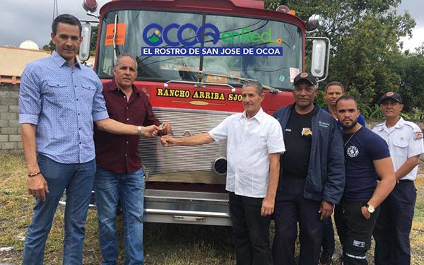 entregan camion a Rancho Arriba