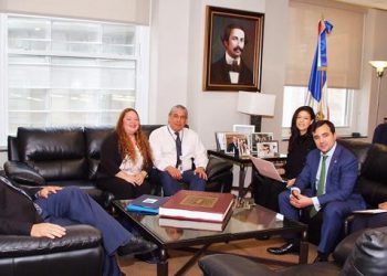 implementaran programa para beneficiar a dominicanos ilegales en ny