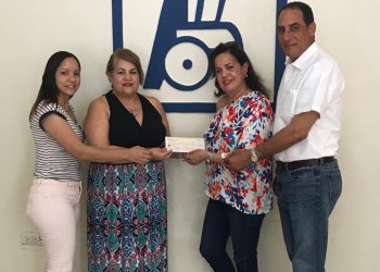 Foto entrega mobiliario