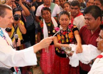 aLCADE MEXICO SE CASA COCOCRILO