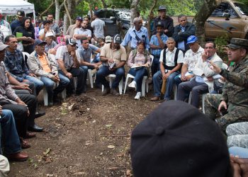 VISITA SOPRESA COMISION COMUITARIOS