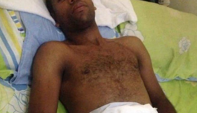 maestro postrado en cama