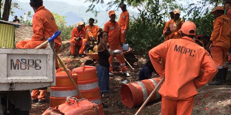 obreros obras publicas canada Ocoa