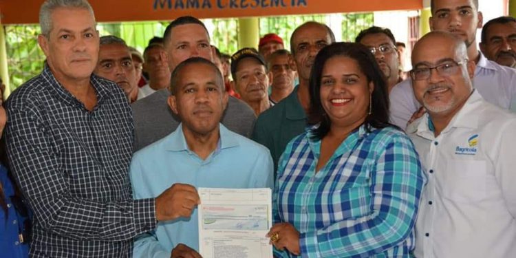 FEDa entrega 12 millones a cooperativa
