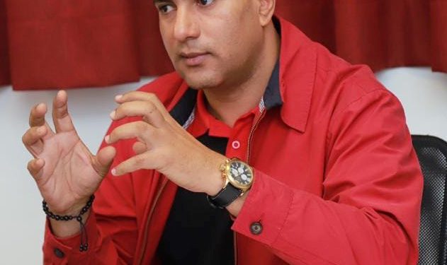 Dionisio Santana Escritorio