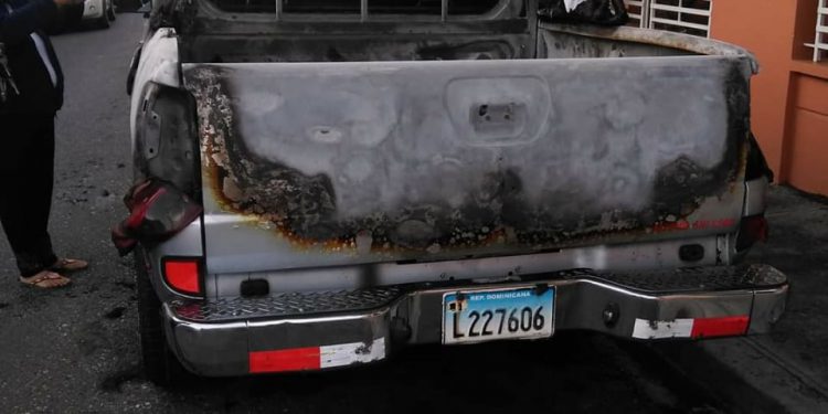 L200 de Felix estrella quemada