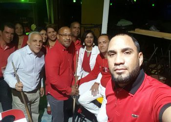 comparti navideno angel Emilo Casado