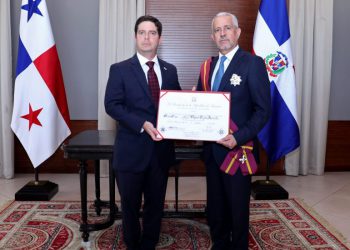 Fafo condecorado Panama