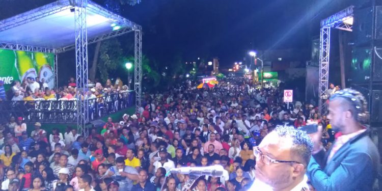 Gente patronales ocoa 2020