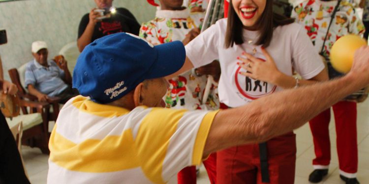 da4680bc f4ba 4dee 915b 7fc3631c40eb