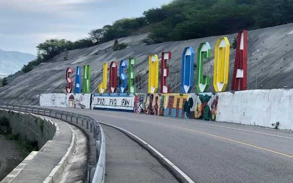 Crece clamor de ocoeños para cierre entrada ciudad; alcalde explica razones y llama no desesperase