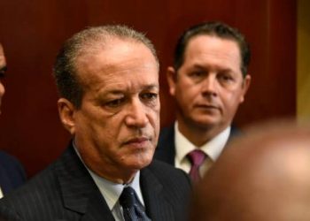 Reinaldo Pared Pérez informa que tiene tumor en el esófago