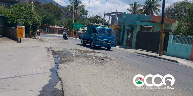 Piden intervención aérea deteriorada próximo a la salida Ocoa- Sabana Larga