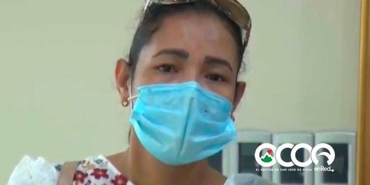 Ocoeña pide ayuda para trasladar a su madre a centro salud publico