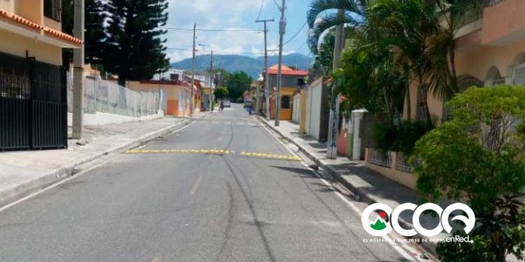 Motoristas ponen en riesgo vecinos cercano Escuela Irma Brito; piden Alcaldía instalar reductor