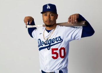 Mookie Betts recibirá $392 millones de los Dodgers por 13 años
