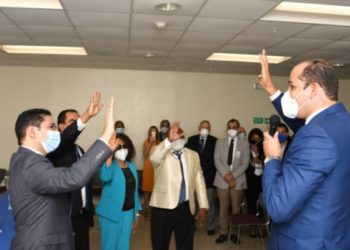 Adolfo Pérez juramenta a cuatro subdirectores de PROMESE/CAL