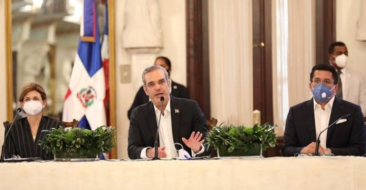 Gobierno anuncia amplio paquete de medidas para recuperar turismo