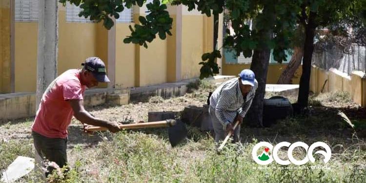 Distrito Educativo 03-03 en Ocoa involucra entidades civiles a jornadas de limpieza.