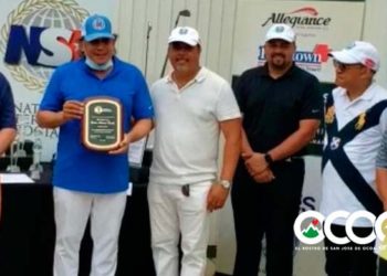 Empresarios en Nueva York reconocen labor del cónsul Carlos Castillo