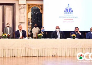 Colegios privados pueden dar inicio solo como retroalimentación; programa oficial será en noviembre