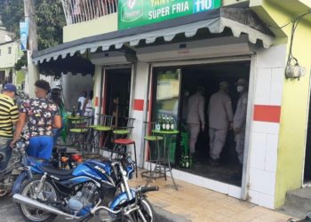 Cierran colmadones funcionaban durante toque de queda en Ocoa y Sabana Larga