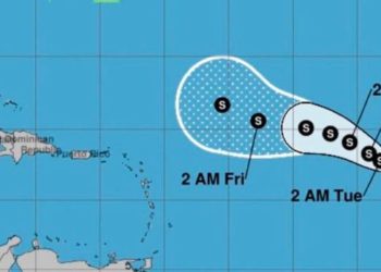 Dos depresiones tropicales ganan fuerza en el Atlántico